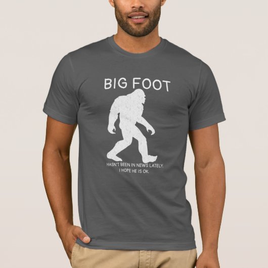 Custom Sasquatch Spaß & Laughs, Funny Bigfoot T-Shirt (Vorderseite)