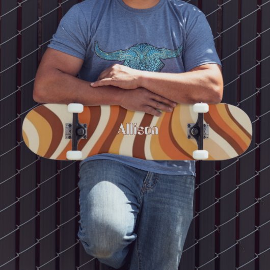 Custom  Skateboard with 70s Retro Wave Graphic  (Außenbereich 3)