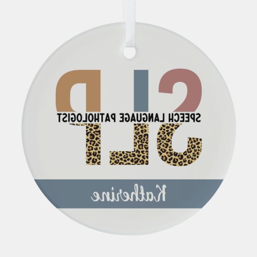 Custom SLP Speech Pathologe Leopard Print Ornament Aus Glas (Rückseite)