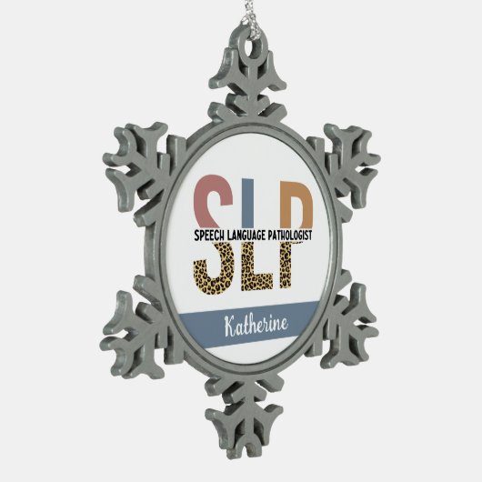 Custom SLP Speech Pathologe Leopard Print Schneeflocken Zinn-Ornament (Links)