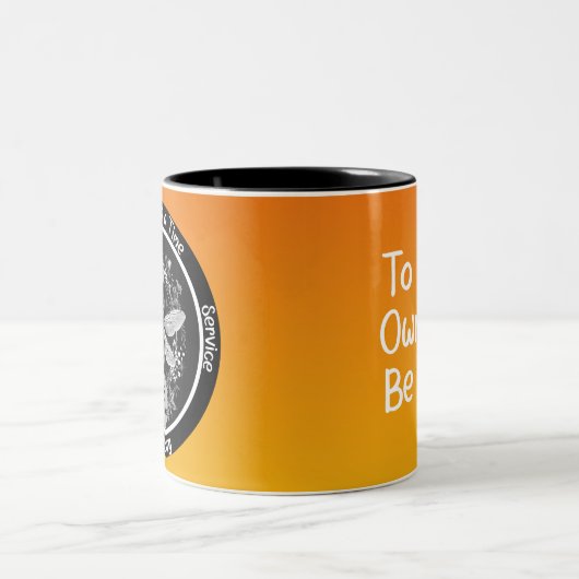 Custom Sobriety Jubiläum Geschenk - Bienen und Blu Zweifarbige Tasse (Mittel)