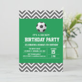 Custom Soccer Birthday Party Einladung für Junge (Stehend Vorderseite)