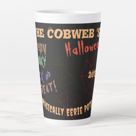 Custom Spooky Halloween Magically Eerie Potions Milchtasse (Vorderseite)