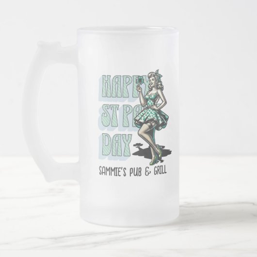 Custom St Patrick's Day Pinup Girl mit Kleeblatt Mattglas Bierglas (Links)
