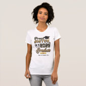 Custom Stolz Sister of 2025 Graduate Gold Family T-Shirt (Vorne ganz)
