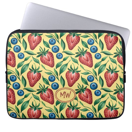 Custom Strawberry Blueberry Pattern on Yellow  Laptopschutzhülle (Vorderseite)
