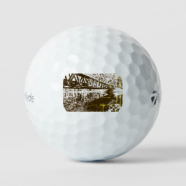 Custom Taylor Made TP5 Golfball