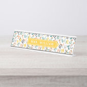 Custom Teacher Name Niedlich Dino Alphabet Muster Schreibtischnamensplakette (Vorderseite )