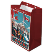 Custom Text Canada Travel Poster Mittlere Geschenktüte (Rückseite Schrägansicht)