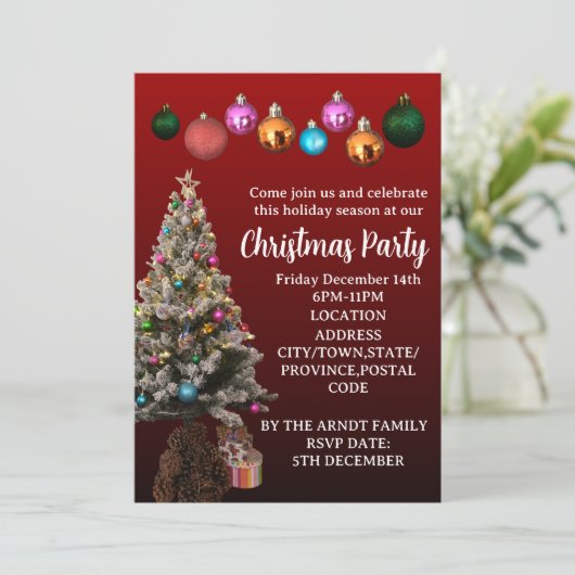 Custom Text Christmas Tree Baubles Party Einladung (Stehend Vorderseite)