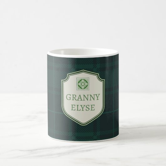 Custom Text Großmutter Green Kariert Kaffeetasse (Mittel)