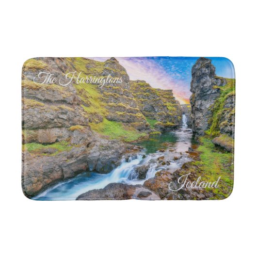 Custom Text Kolufossar Wasserfälle, Island Badematte (Vorderseite)