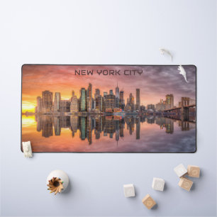 Custom Text New York City Skyline Schreibtischunterlage