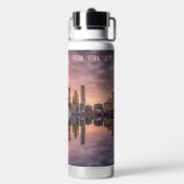 Custom Text New York City Skyline Trinkflasche (Hinten)