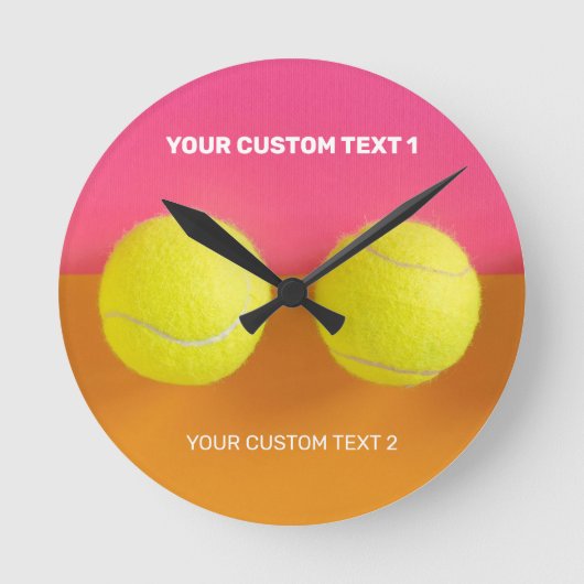 Custom Text Tennis Balls Runde Wanduhr (Vorderseite)