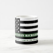 Custom Thin Green Line USA Flag Military Soldier Kaffeetasse (Mittel)