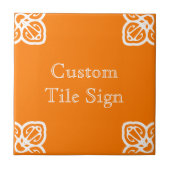 Custom Tile Sign - Spanisches Weiß auf Orange Fliese (Vorderseite)