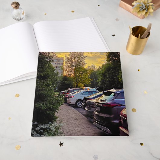 Custom Twilight Drive Guest Book von Sotnichenko Gästebuch (Vorderseite offen)