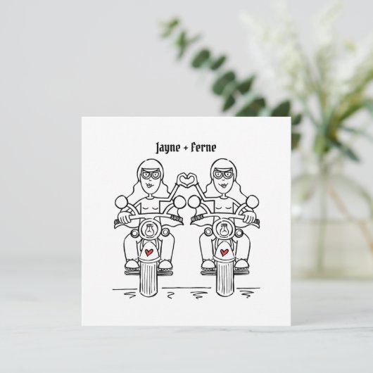 Custom Two Brides Biker Motorrad Abend Hochzeit Einladung (Stehend Vorderseite)