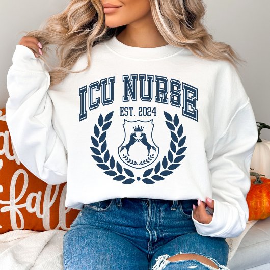 Custom Uni ICU Nurse Abschluss 2024 Sweatshirt