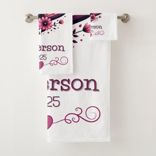 Custom Unser erster Valentinstag Mr. & Mrs. Badhandtuch Set (Insitu)