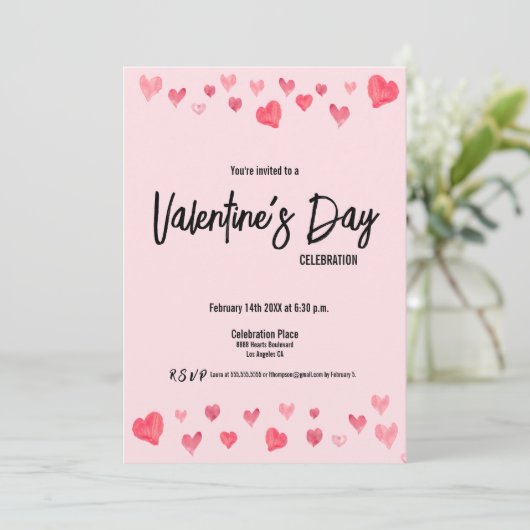 Custom Valentine's Day Friends Wasserfarbenherzen Einladung (Stehend Vorderseite)