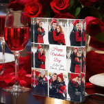 Custom Valentine's Day Romantic Couple Collage Fotoblock<br><div class="desc">Dieses wunderschöne Foto aus dem Happy Valentine's Day hat eine fett rote Schrift in der Mitte und Ihre Namen umgeben von 8 romantischen Paar Fotos rund um die Grenze. Wählen Sie die süßesten Fotos Ihrer Beziehung aus, um eine süße Fotocollage für Ihren Freund, Ihre Freundin, Ihre Ehefrau, Ihren Ehemann oder...</div>