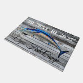 Custom Wahoo Door Mat mit Lat und Long Fußmatte (Schrägansicht)