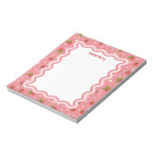 Custom Wavy Border Strawberry Pattern Personalized Notizblock (Rotiert)