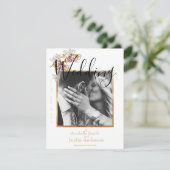 Custom Wedding Foto Floral Gold Script Weiß Einladung (Stehend Vorderseite)