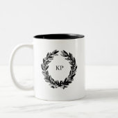 Custom Wedding Monogram Name Wreath Zweifarbige Tasse (Links)