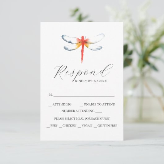 Custom Wedding RSVP Cards Red Dragonfly (Stehend Vorderseite)