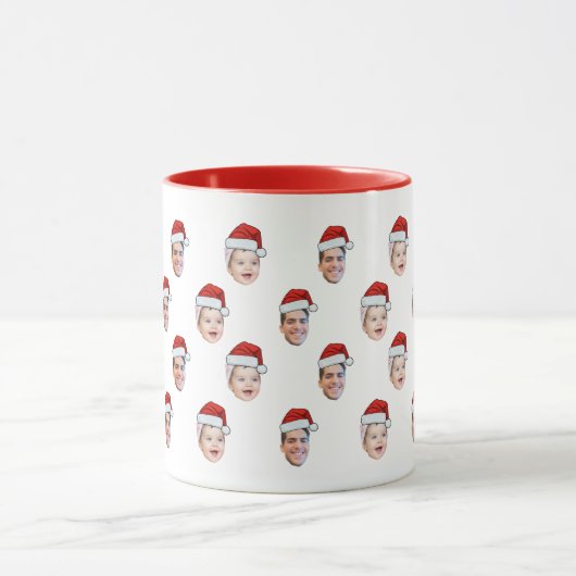Custom Weihnachtsmannmütze Face Weihnachtsgeschenk Tasse (Zentrum)
