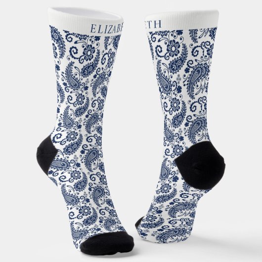 Custom while and Dark Navy Blue Paisley Pattern Socken (Gewinkelt)