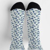 Custom White Floral Light Dunkel Blue Blume Socken (Oben)