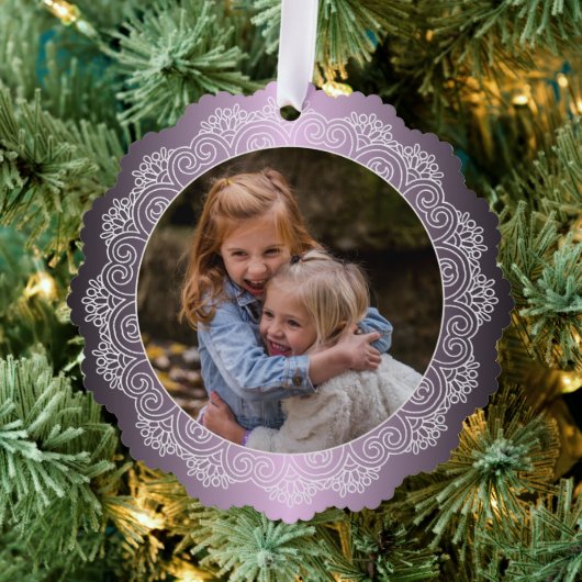 Custom White Mandala Wreath Imitate Lila Pink Meta Ornament Karte (Insitu (Baum))