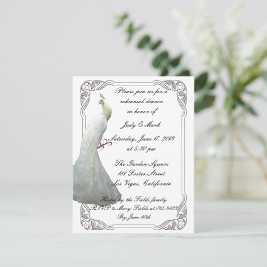 Custom White Peacock Probe Dinner Einladung (Stehend Vorderseite)