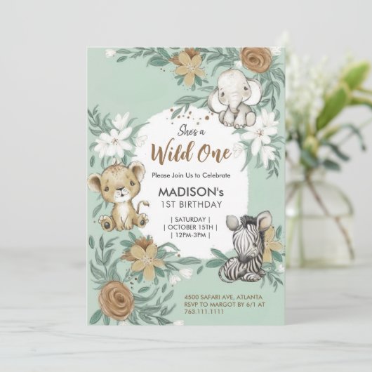 Custom Wild One Green White Jungle Animals Thema Einladung (Stehend Vorderseite)