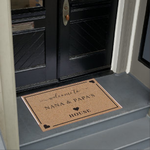 Custom Willkommen im eleganten Haus von Nana & Pap Fußmatte