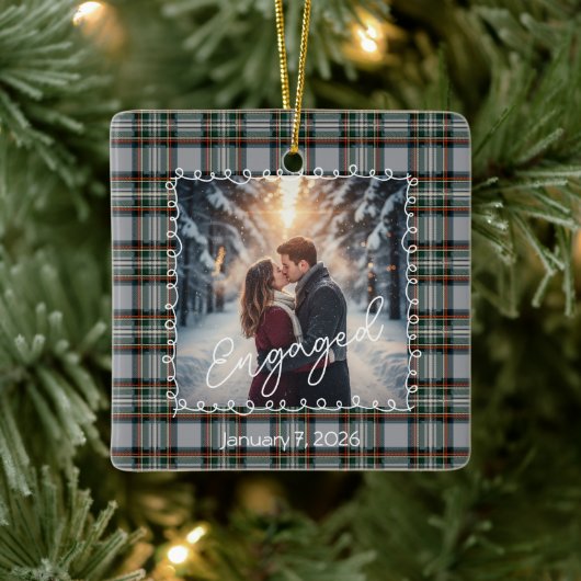 Custom Winter Engagement Photo Card with Tartan Keramikornament (Baum)