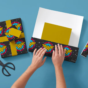 Custom Wonder Woman Weihnachts-Schneeflocke Geschenkpapier