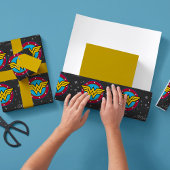 Custom Wonder Woman Weihnachts-Schneeflocke Geschenkpapier