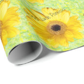 Custom Yellow Gerber Daisy Foto Geschenkpapier (Rolleneckpunkt)