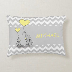 Custom Zickzack Grey White Yellow Elephant Heart Zierkissen
