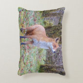 Customisable Red Fox Looking Up Cushion Dekokissen (Vorderseite(Vertikal))