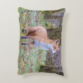 Customisable Red Fox Looking Up Cushion Dekokissen (Rückseite(Vertikal))