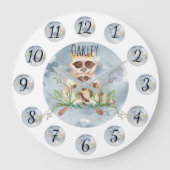 Customizable Blue Raccoon Nursery Clock Large Große Wanduhr (Vorderseite)
