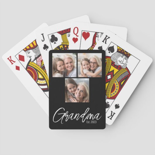 Customizable Grandma Established Year 3 Photo Spielkarten (Rückseite)