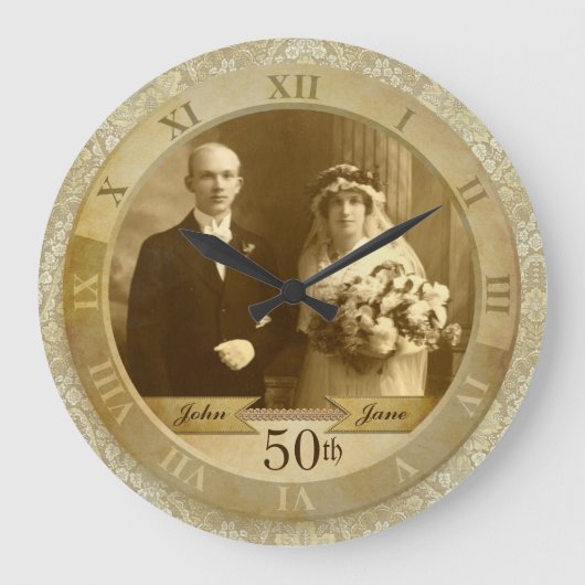 Customizable Photo Clock Gold Damask Roman Numeral Große Wanduhr (Vorderseite)