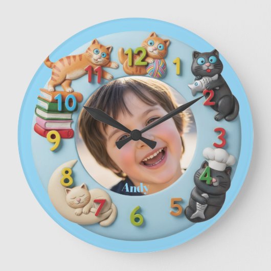 Customizable Wall Clock for Kids with Funny Cats Große Wanduhr (Vorderseite)